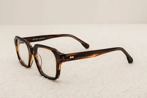 AM882230 C2