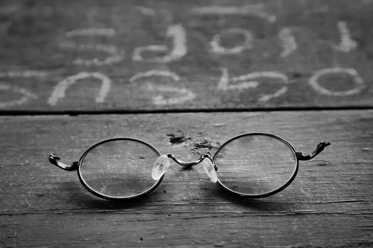 lunettes cassées